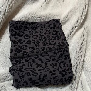 ALO Yoga Black Leopard Print Leggings